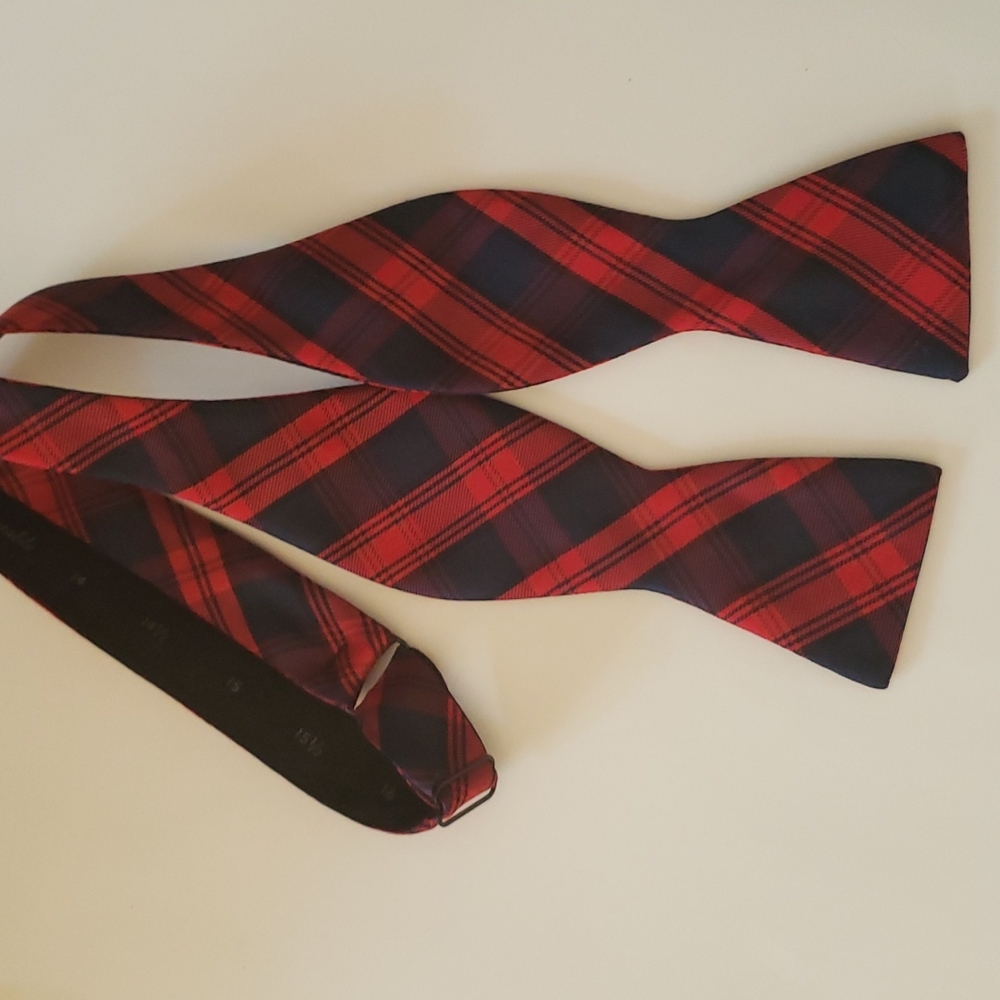 Bow Tie Lands' End Red Blue Plaid Adjusts to 18"